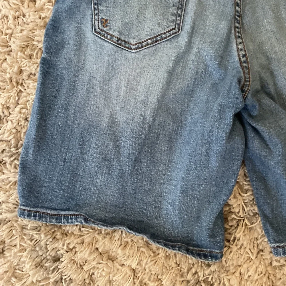 Kut from the Kloth Catherine Boyfriend Shorts Medium‎ Wash Blue Denim Size 12